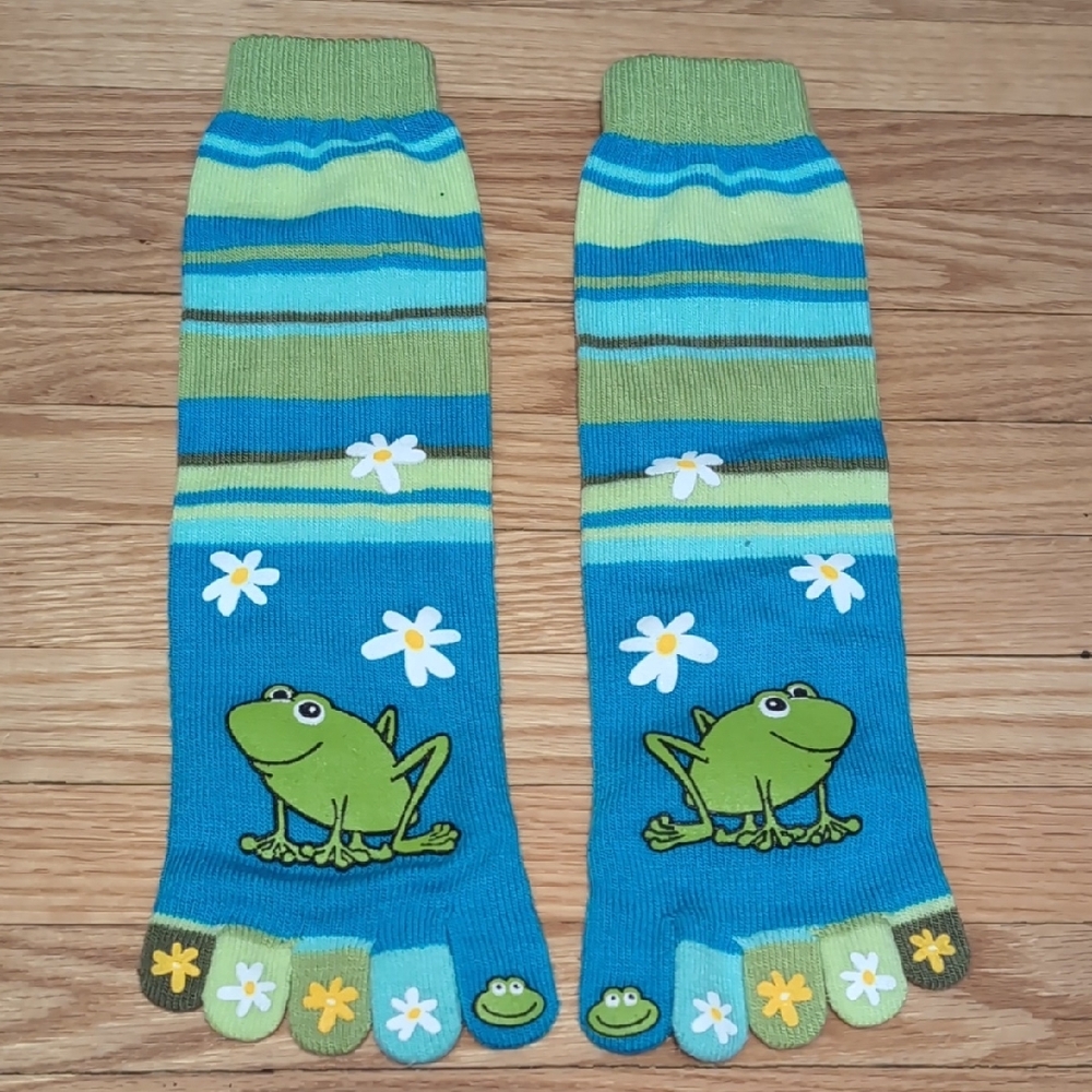 Frog Patterned Toe Socks